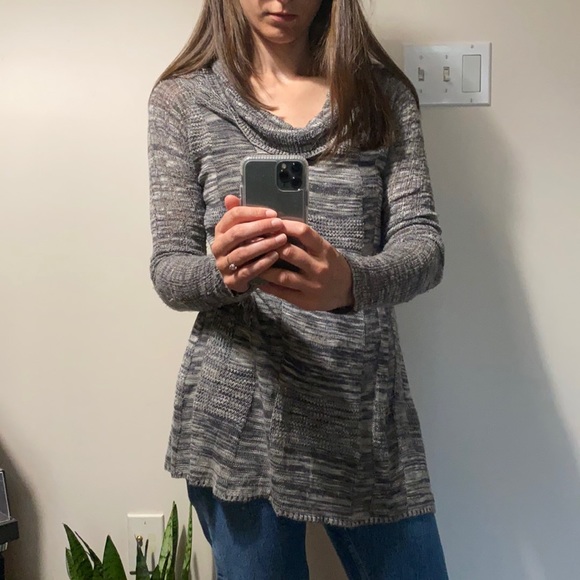 Grey cowl neck knit sweater - Picture 12 of 13